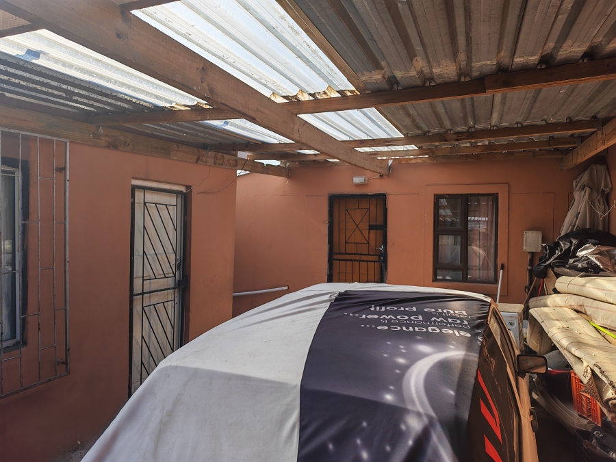 5 Bedroom Property for Sale in Asanda Western Cape